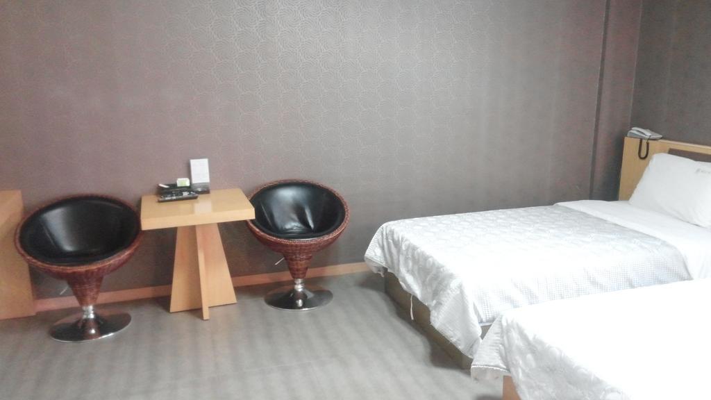 Geoje Win Hotel Pokój zdjęcie